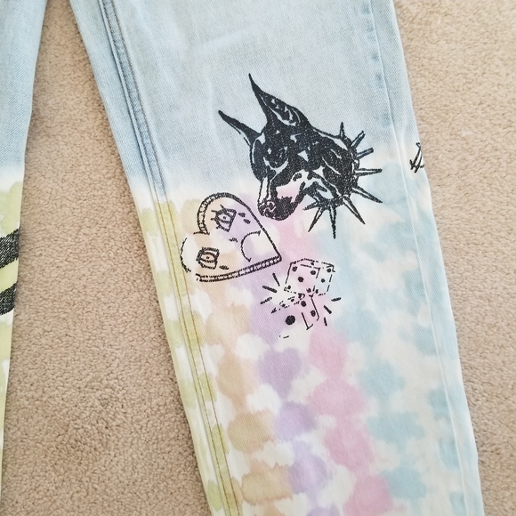 BDG Graffiti Artistic High Waisted Cowboy Jeans Size 27 - Picture 5 of 15